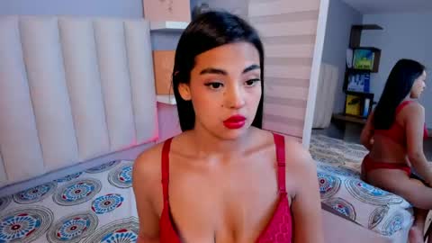 kimmy_bolton online show from May 6, 3:13 am