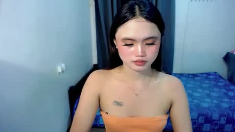 kim ejara online show from April 8, 1:05 am