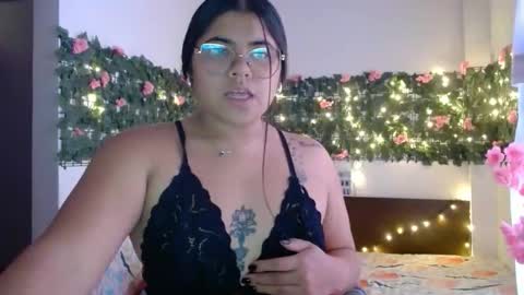 Kimmy online show from November 21, 8:29 pm