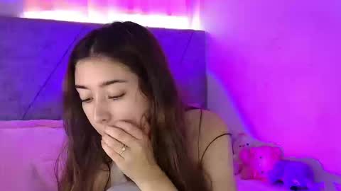 Snapshot of kimmy_veggaa chatting on September 19, 4:07 pm kimm online show from September 19, 4:07 pm