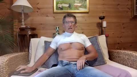 kimonoblues online show from November 24, 9:31 am