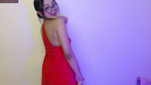 kimm online show from April 10, 11:37 am