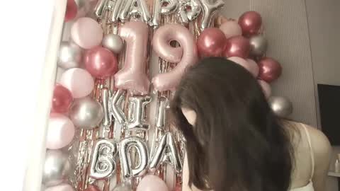Snapshot of kimy_jina chatting on May 30, 5:59 am Kimi online show from May 30, 5:59 am
