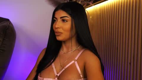 Snapshot of kimybroox chatting on September 21, 8:43 pm Andreea online show from September 21, 8:43 pm