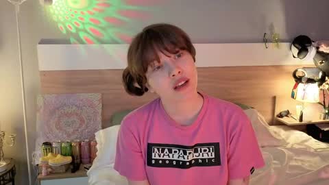 kina_ka online show from May 29, 7:34 pm