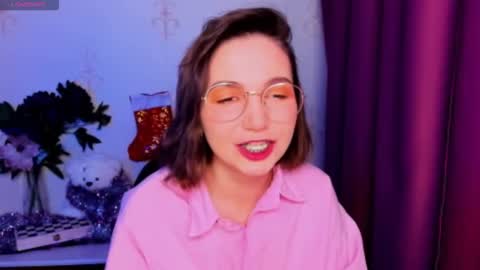 Hazel online show from December 22, 9:12 pm