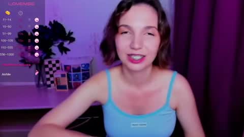 Snapshot of kindhazelhere_ chatting on July 20, 10:39 am Hazel online show from July 20, 10:39 am
