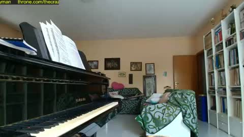 Snapshot of king7045 chatting on July 3, 8:21 am king7045 online show from July 3, 8:21 am