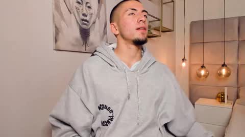 Snapshot of king_dante_ chatting on December 11, 7:25 pm King Dante online show from December 11, 7:25 pm