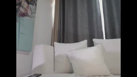 Angel Falconer online show from February 12, 7:31 pm