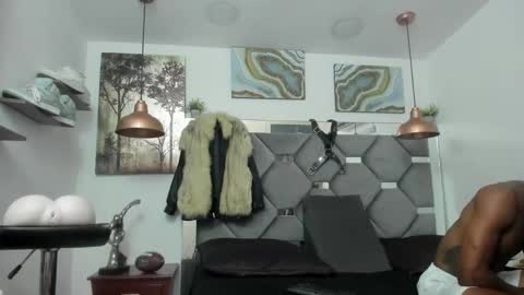 HOT MEN BLACK online show from December 28, 7:22 pm