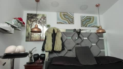 HOT MEN BLACK online show from January 23, 2:02 am