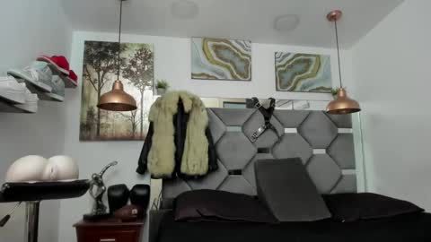 HOT MEN BLACK online show from January 23, 3:54 pm