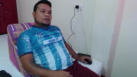 Snapshot of king_leo3 chatting on January 7, 1:24 pm King LEO online show from January 7, 1:24 pm