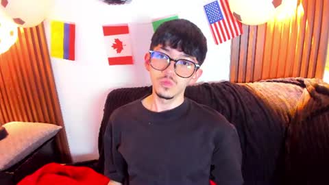 King  online show from July 6, 12:13 pm