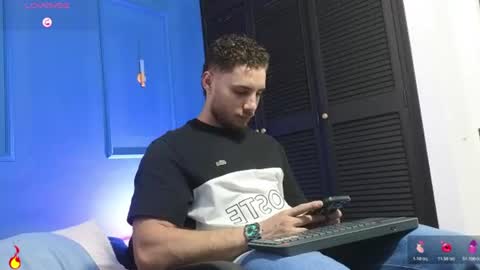 Snapshot of king_meruem chatting on June 27, 7:19 pm king_meruem online show from June 27, 7:19 pm
