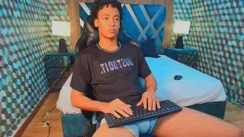 king_rodriguez online show from October 9, 9:02 pm