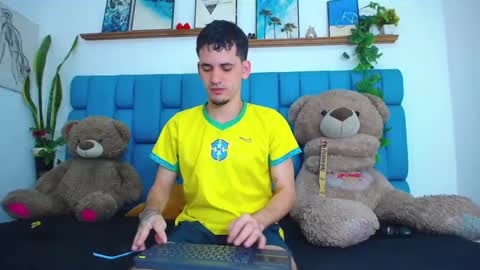 king voy online show from February 9, 5:00 am