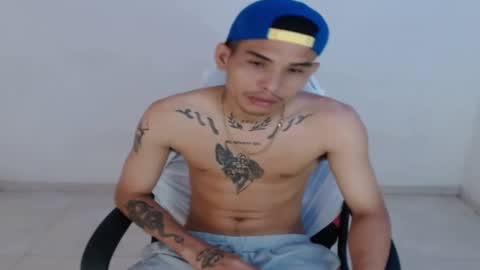 Snapshot of king_warlord chatting on May 28, 5:10 pm king_warlord online show from May 28, 5:10 pm