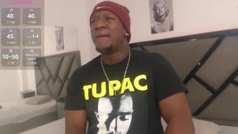 Snapshot of kingalexander22 chatting on December 2, 11:37 am alex online show from December 2, 11:37 am