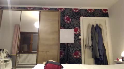 Snapshot of kingandprincess chatting on April 14, 8:37 pm sexysexyhotwetpinkredpussy online show from April 14, 8:37 pm