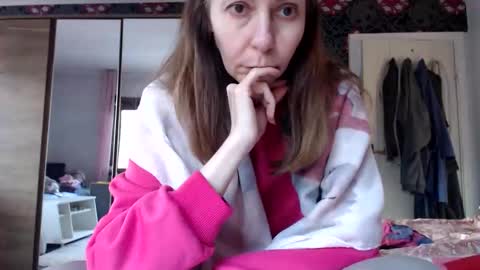 Snapshot of kingandprincess chatting on May 3, 6:14 pm sexysexyhotwetpinkredpussy online show from May 3, 6:14 pm
