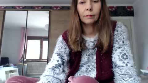 Snapshot of kingandprincess chatting on May 13, 3:09 pm sexysexyhotwetpinkredpussy online show from May 13, 3:09 pm
