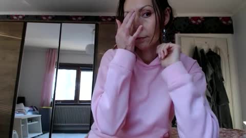 Snapshot of kingandprincess chatting on May 17, 5:53 pm sexysexyhotwetpinkredpussy online show from May 17, 5:53 pm