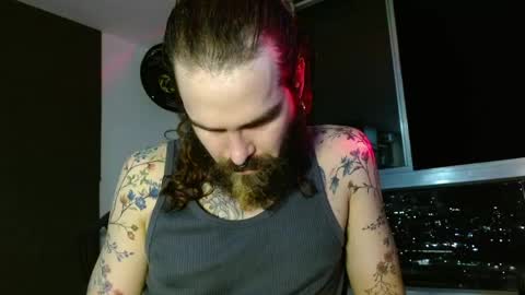 Snapshot of kingcat420 chatting on June 2, 12:01 am Jake online show from June 2, 12:01 am