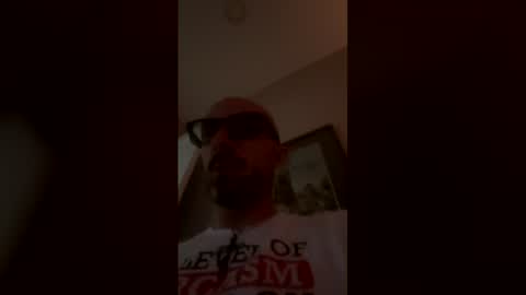 kingdaddysayless online show from July 3, 5:41 pm
