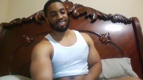 Snapshot of kingdreck28 chatting on February 22, 2:39 am kingdreck28 online show from February 22, 2:39 am