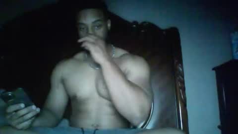 Snapshot of kingdreck28 chatting on October 24, 5:04 am kingdreck28 online show from October 24, 5:04 am
