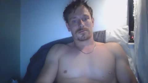 Snapshot of kingharold92 chatting on June 1, 10:33 pm kingharold92 online show from June 1, 10:33 pm