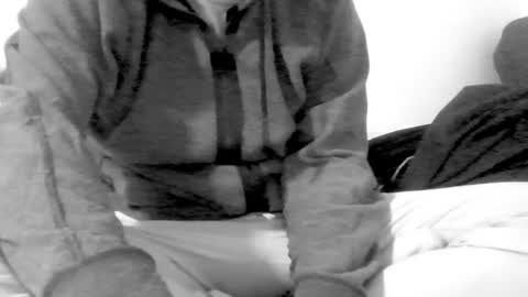 Snapshot of kingindisguise69 chatting on February 6, 5:30 pm kingindisguise69 online show from February 6, 5:30 pm