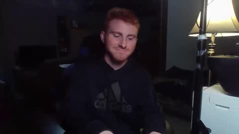 Snapshot of kingoffootfetish chatting on December 6, 8:05 am Master King Tommy online show from December 6, 8:05 am