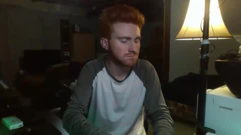 Snapshot of kingoffootfetish chatting on January 17, 7:19 am Master King Tommy online show from January 17, 7:19 am