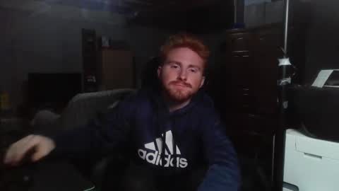 Snapshot of kingoffootfetish chatting on February 27, 3:58 am Master King Tommy online show from February 27, 3:58 am