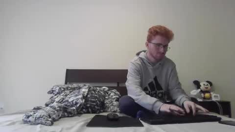 Snapshot of kingoffootfetish chatting on March 12, 3:40 pm Master King Tommy online show from March 12, 3:40 pm