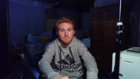 Snapshot of kingoffootfetish chatting on October 18, 8:26 am Master King Tommy online show from October 18, 8:26 am