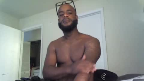 Snapshot of kingofkingz74 chatting on October 6, 1:30 pm kingofkingz74 online show from October 6, 1:30 pm