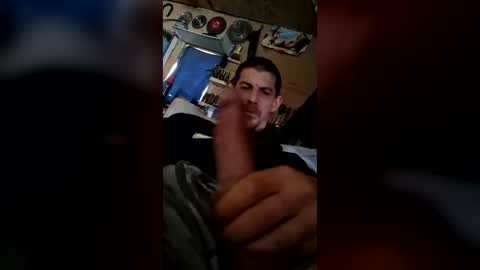 kingofmuffy538488 online show from June 18, 8:13 pm