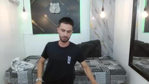 KING  online show from March 1, 2:02 am