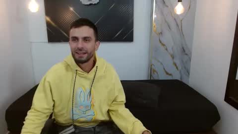 KING  online show from March 16, 5:44 am