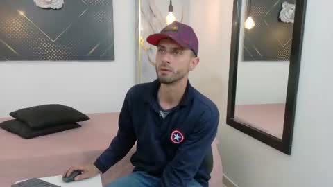 KING  online show from July 5, 4:07 am