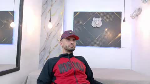 KING  online show from July 15, 4:07 am