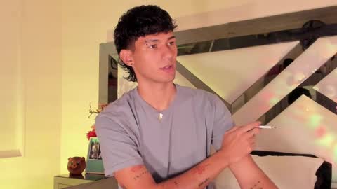 Snapshot of kingparker1 chatting on February 7, 4:16 am A L E X online show from February 7, 4:16 am