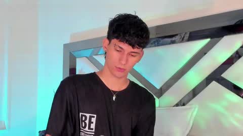 Snapshot of kingparker1 chatting on February 8, 12:06 pm A L E X online show from February 8, 12:06 pm