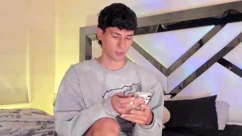 Snapshot of kingparker1 chatting on February 13, 3:39 am A L E X online show from February 13, 3:39 am