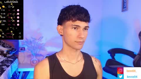 Snapshot of kingparker1 chatting on October 3, 7:38 am A L E X online show from October 3, 7:38 am