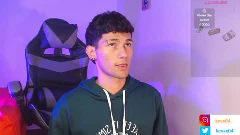 Snapshot of kingparker1 chatting on November 8, 4:34 am A L E X online show from November 8, 4:34 am